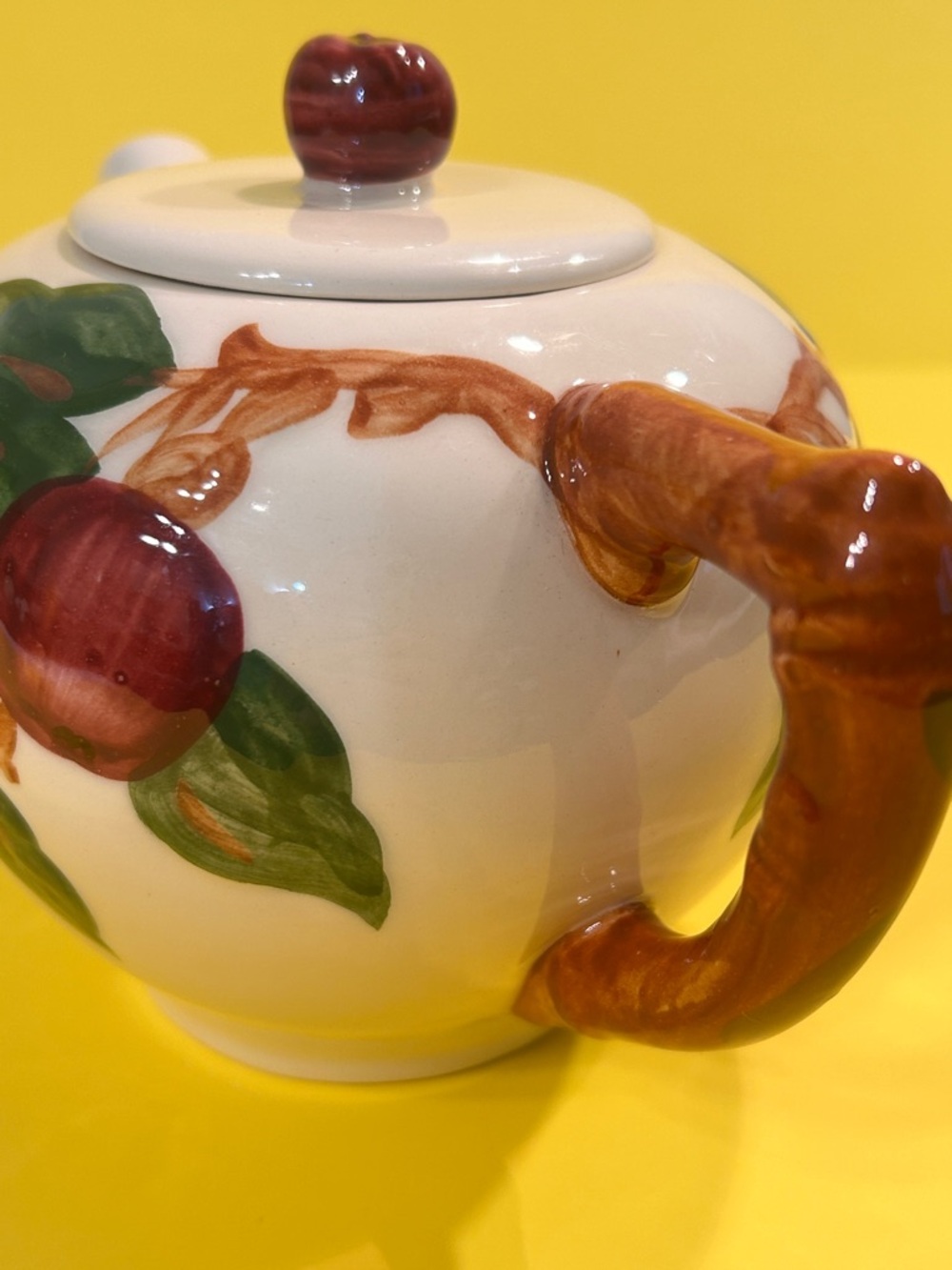 Vintage Franciscan Apple Teapot - Made in California -  Old USA Stamp - Picture 4 of 9
